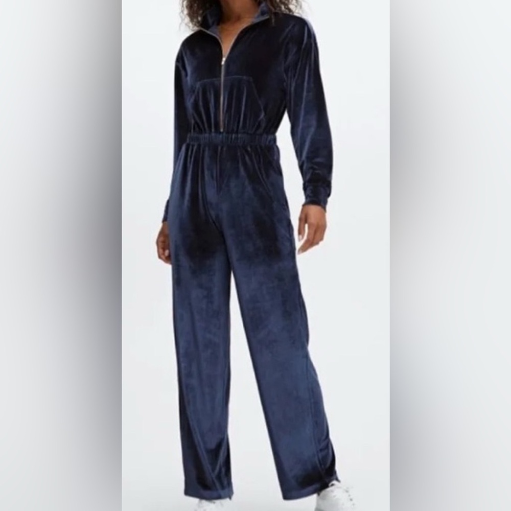Fabletics x Vanessa Hudgens Navy Blue Velour Tracksuit